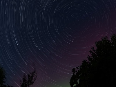 Star trails with Aurora
